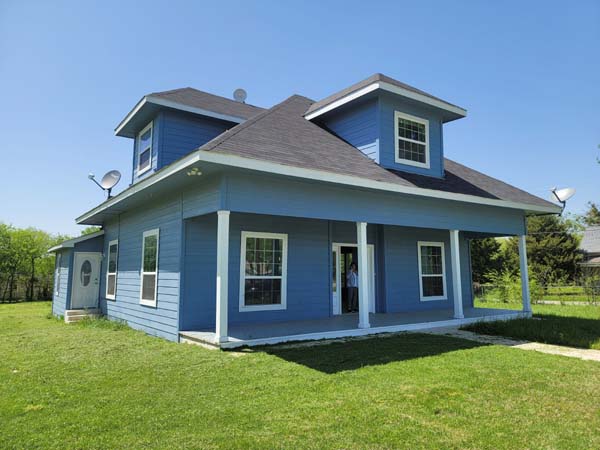 209 Campus Dr., Ferris, TX